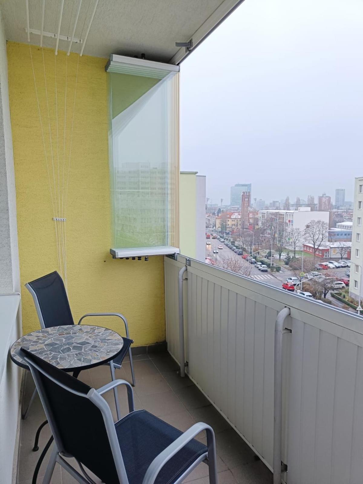 Sag Riazanska Residence 3 Room Free Wi-Fi Bratislava Esterno foto